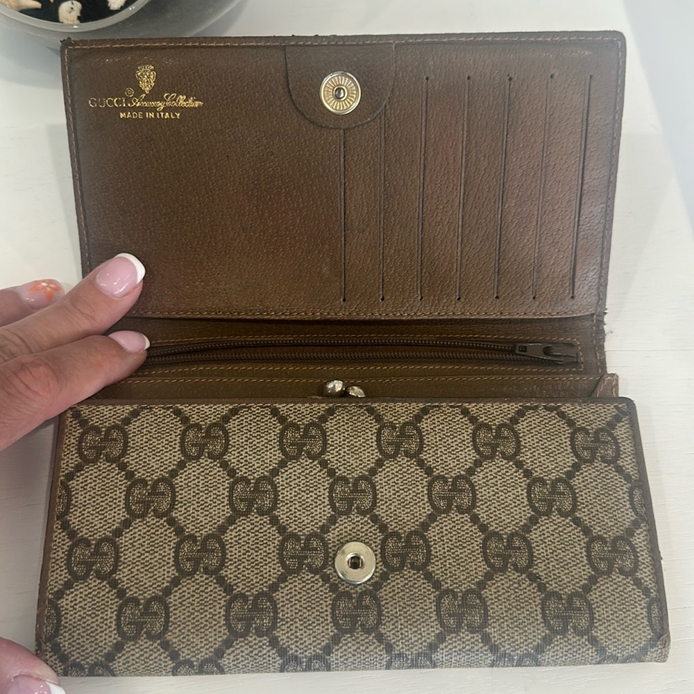 Gucci Wallet Accessory Collection - Picture 6 of 12